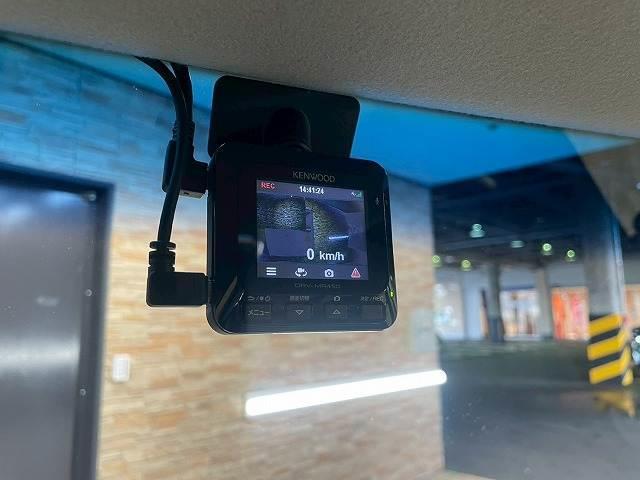 N-BOXカスタム Custom G ターボLパッケージ 8インチナビTV バックカメラ 4WD 両側電動スライドドア クルーズコントロール  オートライト オートエアコン シートヒーター ハーフレザー ドライブレコーダー ビルトインETC スマキープッシュ(10枚目)