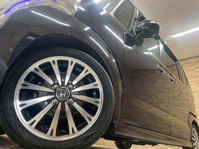 N-BOXカスタム Custom G ターボLパッケージ 8インチナビTV バックカメラ 4WD 両側電動スライドドア クルーズコントロール  オートライト オートエアコン シートヒーター ハーフレザー ドライブレコーダー ビルトインETC スマキープッシュ(19枚目)