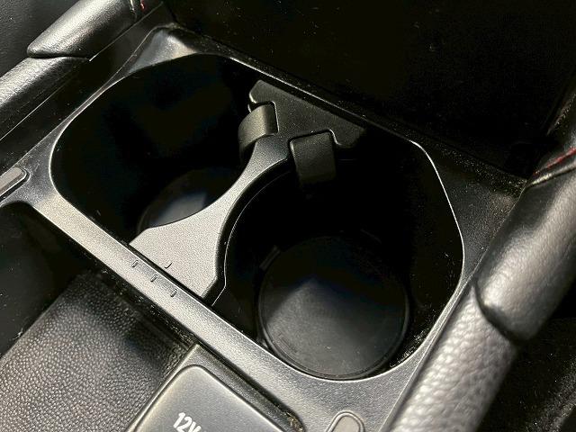 ハリアー プレミアム　メーカーナビ　フルセグＴＶ　バックカメラー　ＪＢＬサウンドシステム　ハーフレザーシート　純正１８インチＡＷ　電動リアゲート　ＥＴＣ　追従クルーズコントロール　ＬＥＤヘッドライト　ＣＤＤＶＤ再生（34枚目）