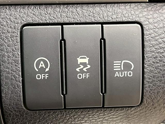 ハリアー プレミアム　メーカーナビ　フルセグＴＶ　バックカメラー　ＪＢＬサウンドシステム　ハーフレザーシート　純正１８インチＡＷ　電動リアゲート　ＥＴＣ　追従クルーズコントロール　ＬＥＤヘッドライト　ＣＤＤＶＤ再生（49枚目）