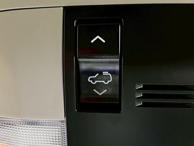 ランドクルーザープラド ＴＸ　リフトアップ　社外１７インチアルミ　オールテレーンタイヤ　　サンルーフ　１１型アルパインフローティングナビ　バックカメラ　後席フリップダウンモニター　７人乗　追従クルーズコントロール　レーンアシスト（39枚目）