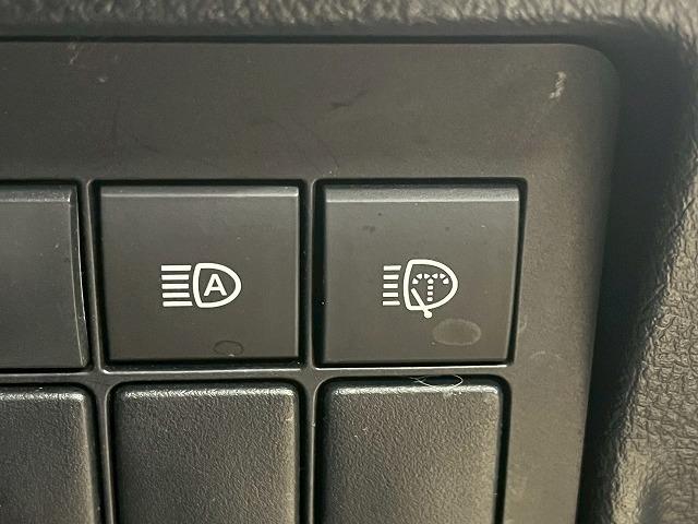 ランドクルーザープラド ＴＸ　リフトアップ　社外１７インチアルミ　オールテレーンタイヤ　　サンルーフ　１１型アルパインフローティングナビ　バックカメラ　後席フリップダウンモニター　７人乗　追従クルーズコントロール　レーンアシスト（54枚目）