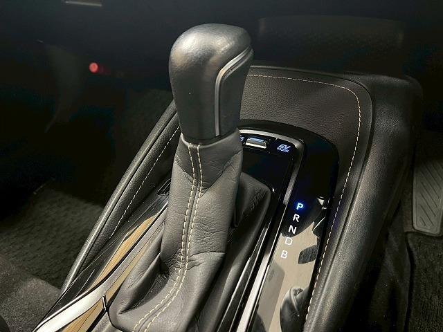 カローラツーリング ハイブリッド　ダブルバイビー　純正ナビ　バックカメラ　追従クルーズコントロール　フルセグＴＶ　ＥＴＣ　スマートキー　レーンアシスト　ＬＥＤヘッドライト　バックカメラ　　Ｂｌｕｅｔｏｏｔｈ対応　デジタルインナーミラー　スマートキー（40枚目）