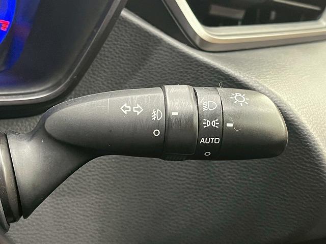 カローラツーリング ハイブリッド　ダブルバイビー　純正ナビ　バックカメラ　追従クルーズコントロール　フルセグＴＶ　ＥＴＣ　スマートキー　レーンアシスト　ＬＥＤヘッドライト　バックカメラ　　Ｂｌｕｅｔｏｏｔｈ対応　デジタルインナーミラー　スマートキー（45枚目）