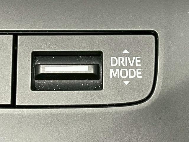 ハリアーハイブリッド Ｚ　レザーパッケージ　メーカーナビＴＶ　モデリスタエアロ　レザー　サンルーフ　ＢＳＭ　シートヒーター　シートクーラー　ステアリングヒーター　ＪＢＬサウンド　デジタルインナーミラー　電動リアゲート　メモリー機能パワーシート（33枚目）