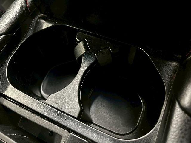 ハリアー エレガンス　４ＷＤ　フルエアロ　９インチナビ　フルセグＴＶ　バックカメラ　ハーフレザーシート　電動シート　ＥＴＣ　ドライブレコーダー　ＬＥＤヘッドランプ　追従クルーズコントロール　レーンアシスト　ＣＤＤＶＤ再生（33枚目）