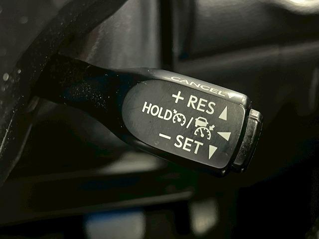 ハリアー エレガンス　４ＷＤ　フルエアロ　９インチナビ　フルセグＴＶ　バックカメラ　ハーフレザーシート　電動シート　ＥＴＣ　ドライブレコーダー　ＬＥＤヘッドランプ　追従クルーズコントロール　レーンアシスト　ＣＤＤＶＤ再生（40枚目）