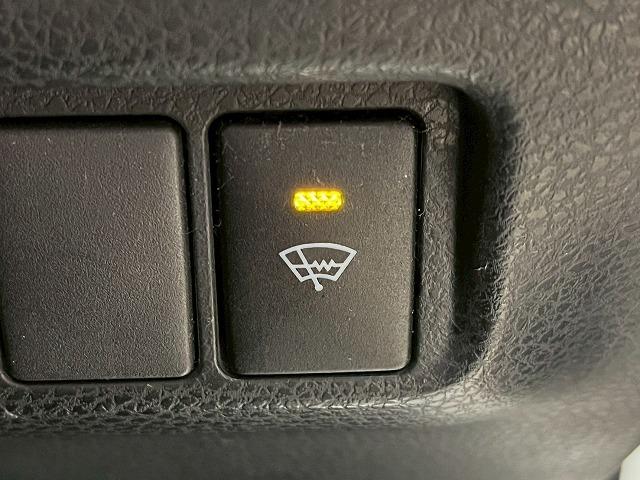 ハリアー エレガンス　４ＷＤ　フルエアロ　９インチナビ　フルセグＴＶ　バックカメラ　ハーフレザーシート　電動シート　ＥＴＣ　ドライブレコーダー　ＬＥＤヘッドランプ　追従クルーズコントロール　レーンアシスト　ＣＤＤＶＤ再生（44枚目）