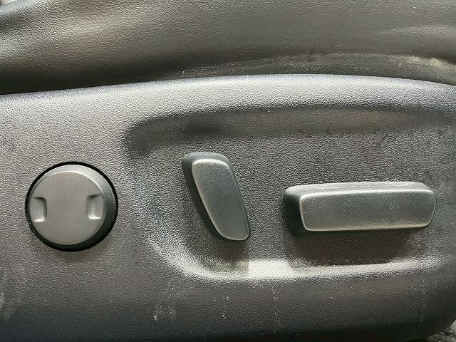 ハリアー エレガンス　４ＷＤ　フルエアロ　９インチナビ　フルセグＴＶ　バックカメラ　ハーフレザーシート　電動シート　ＥＴＣ　ドライブレコーダー　ＬＥＤヘッドランプ　追従クルーズコントロール　レーンアシスト　ＣＤＤＶＤ再生（63枚目）