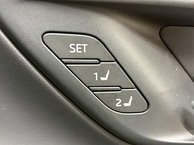 クラウンクロスオーバー Ｇアドバンスド・レザーパッケージ　メーカーナビＴＶ　全周囲　ＢＳＭ　レザー　シートヒーター　シートクーラー　シートメモリー　アダプティブクルーズコントロールシステム　ＡＣ１００Ｖ　純正ＡＷ　デジタルインナーミラー　電動リアゲート（11枚目）