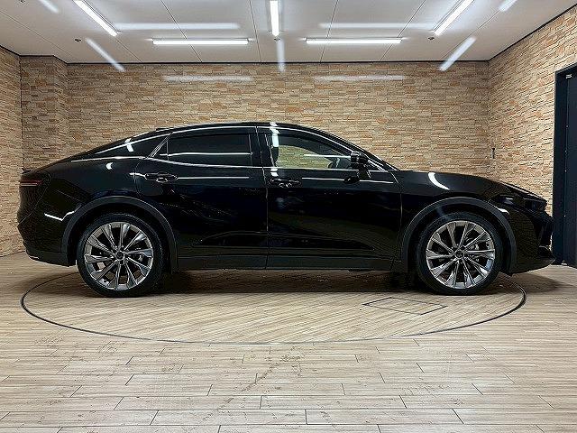 クラウンクロスオーバー Ｇアドバンスド・レザーパッケージ　メーカーナビＴＶ　全周囲　ＢＳＭ　レザー　シートヒーター　シートクーラー　シートメモリー　アダプティブクルーズコントロールシステム　ＡＣ１００Ｖ　純正ＡＷ　デジタルインナーミラー　電動リアゲート（77枚目）