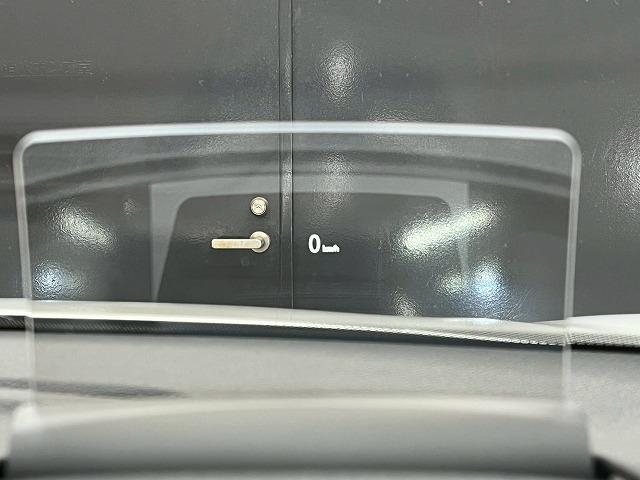 エクリプスクロスＰＨＥＶ Ｐ　４ＷＤ　純正ナビ　全方位　革シート　ＢＳＭ　フルセグＴＶ　ＡＣ１００Ｖ　パワーシート　シートヒーター　純正ＡＷ　ヘッドアップディスプレイ　サンルーフ　ステアリングヒーター　ＬＥＤヘッドライト（22枚目）