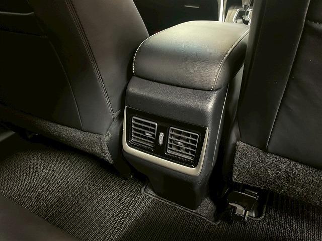 ハリアー ＰＲＥＭＩＵＭ　フルエアロ　社外ＲＡＹＳ１９ｉｎＡＷ　ＲＯＪＡＭキャリパーカバー　９型ナビＴＶ　社外ツィーター　ビルトインＥＴＣ　ハーフレザー　セーフティセンス　レーダークルコン　パワーシート　電動リアゲート（32枚目）