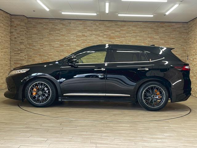 ハリアー ＰＲＥＭＩＵＭ　フルエアロ　社外ＲＡＹＳ１９ｉｎＡＷ　ＲＯＪＡＭキャリパーカバー　９型ナビＴＶ　社外ツィーター　ビルトインＥＴＣ　ハーフレザー　セーフティセンス　レーダークルコン　パワーシート　電動リアゲート（33枚目）