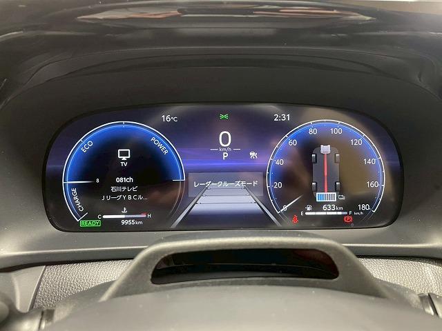 クラウンスポーツ ＳＰＯＲＴ　Ｚ　（ＨＥＶ）　純正ナビＴＶ１２．３型　レザーシート　ＢＳＭ　全周囲カメラ　シートヒーター　シートベンチレーション　メモリー付パワーシート　レーダークルコン　電動リアゲート　純正２１インチアルミ　電動リアゲート（24枚目）