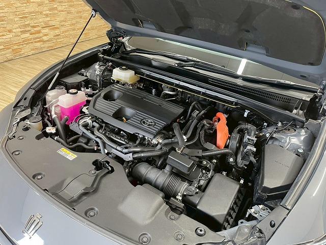 クラウンスポーツ ＳＰＯＲＴ　Ｚ　（ＨＥＶ）　純正ナビＴＶ１２．３型　レザーシート　ＢＳＭ　全周囲カメラ　シートヒーター　シートベンチレーション　メモリー付パワーシート　レーダークルコン　電動リアゲート　純正２１インチアルミ　電動リアゲート（33枚目）