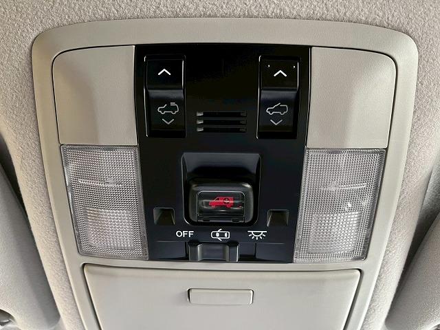 ランドクルーザープラド ＴＺ－Ｇ　純正ナビＴＶ　モデリスタエアロ　サンルーフ　全周囲カメラ　ビルトインＥＴＣ　メーカーナビＴＶ　ドライブレコーダー　エアサス　シートヒーター　クルーズコントロール　メモリー付パワーシート　ＬＥＤヘッド（24枚目）