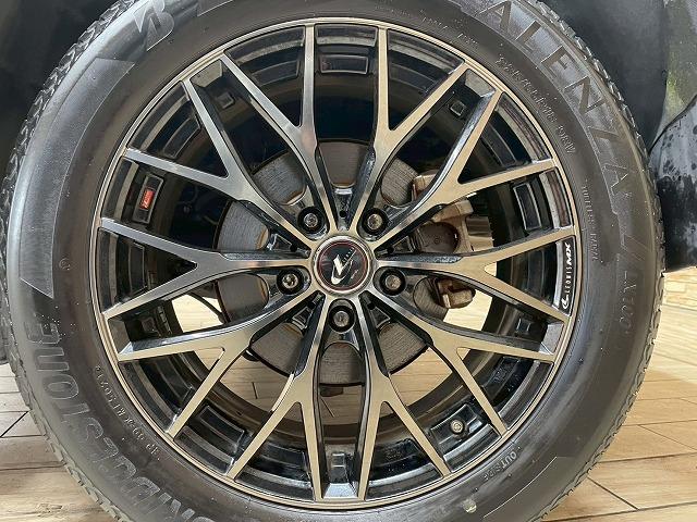 フォレスター プレミアム　純正８インチナビＴＶ　バックカメラ　ＢＳＭ　ＥＴＣ　アイサイト　シートヒーター　デジタルインナーミラー　電動リアゲート　ＬＥＤヘッド　社外１８インチアルミ　スマートキープッシュスタート　ハーフレザー（50枚目）