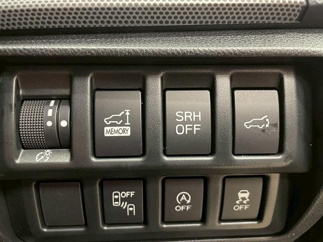 フォレスター プレミアム　純正８インチナビＴＶ　バックカメラ　ＢＳＭ　ＥＴＣ　アイサイト　シートヒーター　デジタルインナーミラー　電動リアゲート　ＬＥＤヘッド　社外１８インチアルミ　スマートキープッシュスタート　ハーフレザー（62枚目）