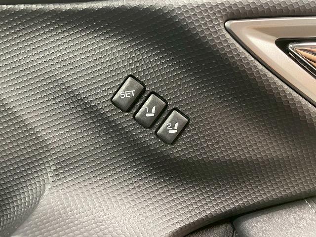 フォレスター プレミアム　純正８インチナビＴＶ　バックカメラ　ＢＳＭ　ＥＴＣ　アイサイト　シートヒーター　デジタルインナーミラー　電動リアゲート　ＬＥＤヘッド　社外１８インチアルミ　スマートキープッシュスタート　ハーフレザー（78枚目）