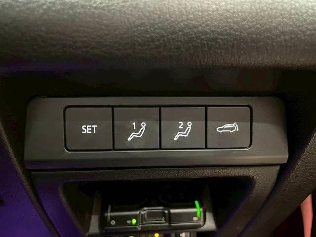 ＣＸ－３０ ＸＤ　Ｌパッケージ　メーカーナビＴＶ　全周囲　ＢＯＳＥサウンド　レザーシート　ＢＳＭ　ヘッドアップディスプレイ　スマートキープッシュスタート　シートヒーター　ステアリングヒーター　オートエアコン　メモリー付パワーシート（10枚目）