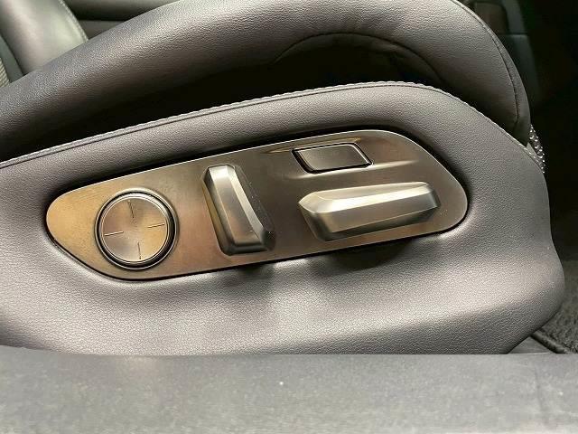 ＬＳ ＬＳ５００ｈ　Ｆスポーツ　サンルーフ　１２．３型メーカーナビ　マクレビ　電動リアゲート　シートヒーター　シートクーラー　ＨＵＤ　アラウンドビューモニター　ドラレコ　デジタルインナーミラー　３眼ＬＥＤ　ステアリングヒーター（11枚目）
