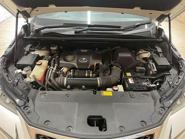 ＮＸ ＮＸ２００ｔ　Ｆスポーツ　メーカーナビＴＶ　サンルーフ　レザー　シートメモリー　シートヒーター　シートクーラー　ステアリングヒーター　純正アルミホイール　ＥＴＣ　赤革　ヘッドアップディスプレイ　電動リアゲート　ＡＣ１００Ｖ（18枚目）