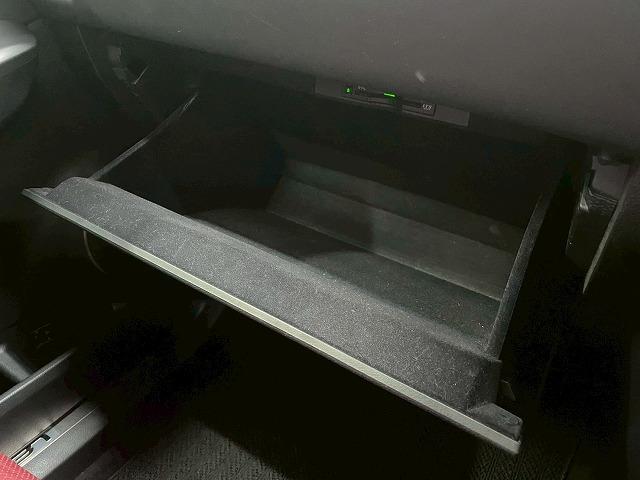 ＮＸ ＮＸ２００ｔ　Ｆスポーツ　メーカーナビＴＶ　サンルーフ　レザー　シートメモリー　シートヒーター　シートクーラー　ステアリングヒーター　純正アルミホイール　ＥＴＣ　赤革　ヘッドアップディスプレイ　電動リアゲート　ＡＣ１００Ｖ（34枚目）