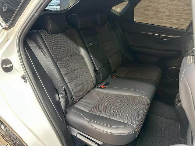 NX NX300h Fスポーツ サンルーフ 全周囲 レーダークルーズコントロール シートヒーター ベンチレーション ステアリングヒーター ブラインドスポットモニター メモリー付きパワーシート ドライブレコーダー付き 電動リアゲート(6枚目)