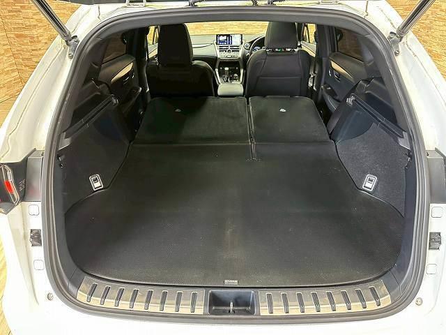 NX NX300h Fスポーツ サンルーフ 全周囲 レーダークルーズコントロール シートヒーター ベンチレーション ステアリングヒーター ブラインドスポットモニター メモリー付きパワーシート ドライブレコーダー付き 電動リアゲート(13枚目)