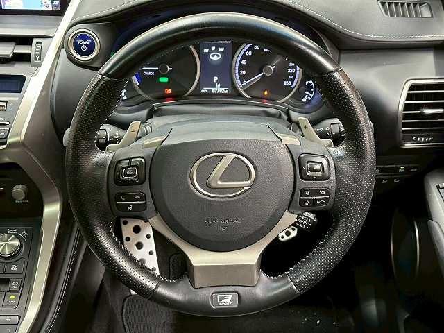 NX NX300h Fスポーツ サンルーフ 全周囲 レーダークルーズコントロール シートヒーター ベンチレーション ステアリングヒーター ブラインドスポットモニター メモリー付きパワーシート ドライブレコーダー付き 電動リアゲート(33枚目)