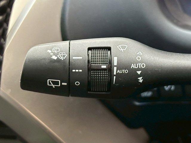 NX NX300h Fスポーツ サンルーフ 全周囲 レーダークルーズコントロール シートヒーター ベンチレーション ステアリングヒーター ブラインドスポットモニター メモリー付きパワーシート ドライブレコーダー付き 電動リアゲート(41枚目)