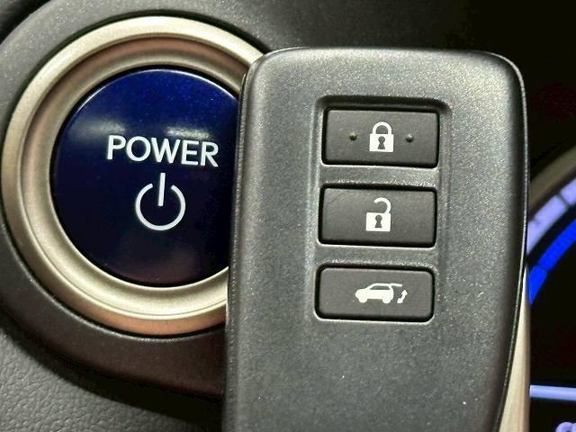 NX NX300h Fスポーツ サンルーフ 全周囲 レーダークルーズコントロール シートヒーター ベンチレーション ステアリングヒーター ブラインドスポットモニター メモリー付きパワーシート ドライブレコーダー付き 電動リアゲート(57枚目)