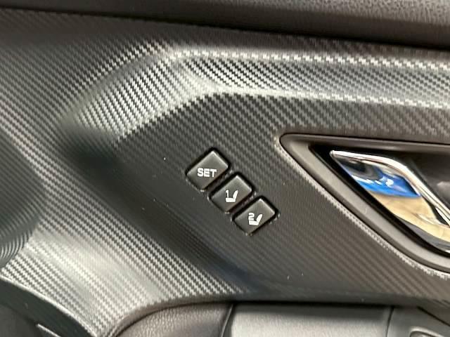 クロストレック リミテッド 4WD 11.8インチメーカーナビ フルセグTV 全周囲モニター BSM アイサイト レーダークルコン シートヒーター ETC ブラインドスポットモニター メモリー付パワーシート アップルカープレイ(10枚目)