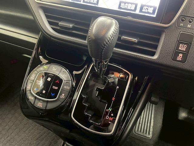 ヴォクシー ZS 純正10インチナビTV バックカメラ ETC クルーズコントロール セーフティセンス レーンキープアシスト 7人乗 3列シート LEDヘッド CDDVD再生 フルセグTV Bluetooth SD録音(42枚目)