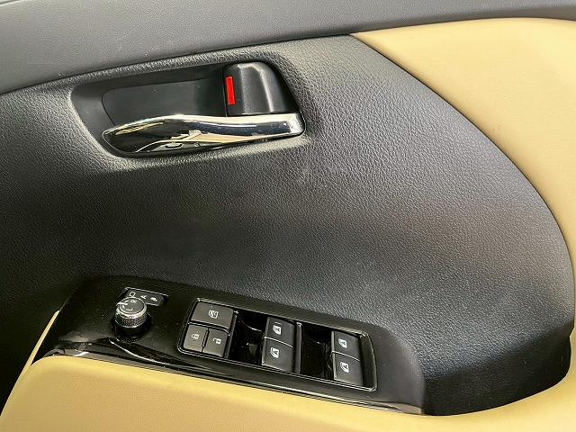 アルファードハイブリッド Ｘ　４ＷＤ　フリップダウンモニタ　追従クルコン　両側電動スライドドア　ＥＴＣ　オットマン　ＨＤＭＩ　ドラレコ　デジタルインナーミラー　ブラインドスポットモニター　パワステ　ＬＥＤヘッドライト（71枚目）