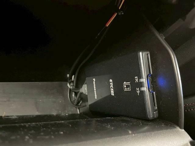 CX-8 XD ブラックトーンエディション メーカーナビTV フリップダウンモニター 全周囲 4WD ヘッドアップディスプレイ BSM シートヒーター パワーリアゲート クリアランスソナー ダウンヒルアシストドライブレコーダー付き ETC(12枚目)