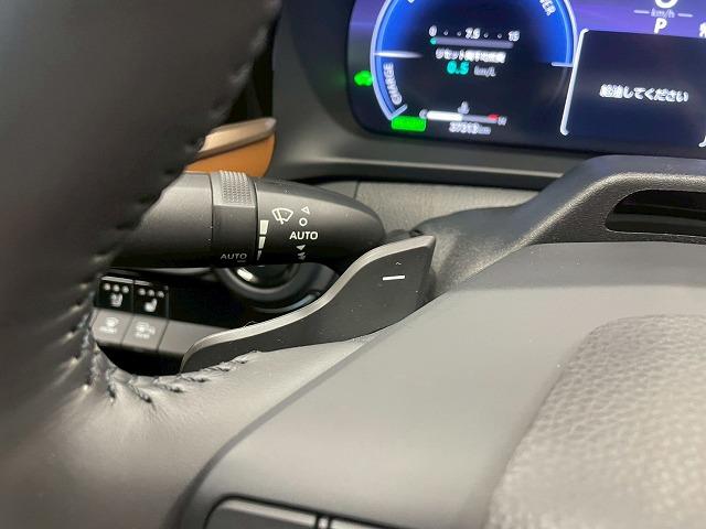 クラウンクロスオーバー RSアドバンスド 12.3型メーカーナビ 全方位モニタ BSM 純正アルミホイール シートメモリー AC100V ETC パワーシート 全方位 禁煙 衝突回避 シートヒーター パークアシスト シートクーラー 横滑り防止(42枚目)