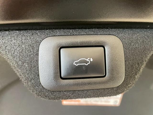 クラウンクロスオーバー RSアドバンスド 12.3型メーカーナビ 全方位モニタ BSM 純正アルミホイール シートメモリー AC100V ETC パワーシート 全方位 禁煙 衝突回避 シートヒーター パークアシスト シートクーラー 横滑り防止(58枚目)