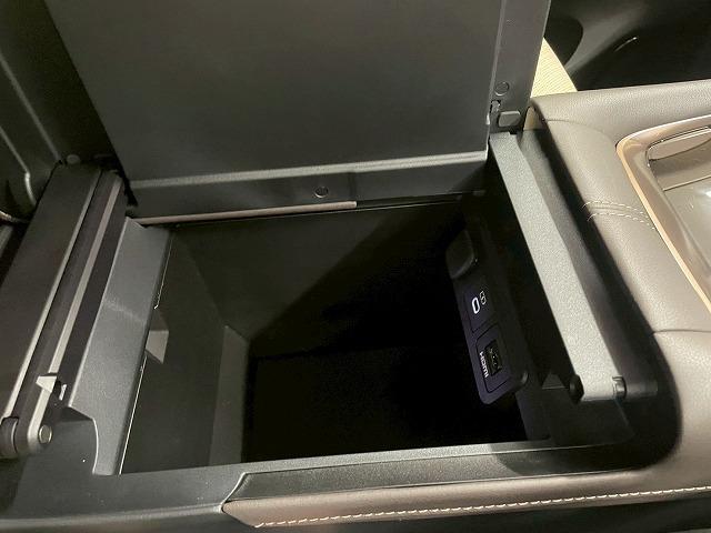 アルファードハイブリッド エグゼクティブラウンジ サンルーフ JBLメーカーナビ 全周囲 禁煙車 本革 パワーバックドア シートエアコン フルセグTV パノラミックルーフ LEDヘッドライト 4WD スマートキー パワーシート ETC シートヒーター(42枚目)