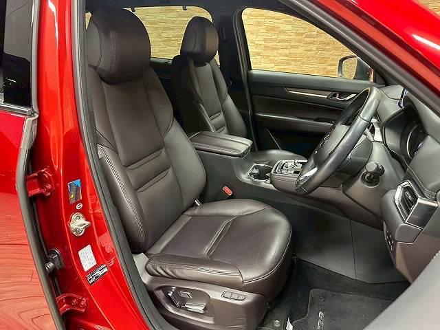 CX-8 XD Lパッケージ メーカーナビ BOSEサウンド 全周囲 4WD 純正19インチAW 電動リアゲート BSM レザーシート シートヒーター LEDヘッド メモリー付パワーシート クリアランスソナー ドライブレコーダー(5枚目)