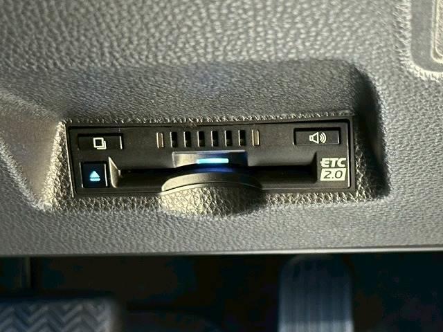 ヤリスクロス ハイブリッドZ モデリスタエアロ メーカーナビ 全周囲モニター BSM 追従クルーズコントロール シートヒーター 電動シート ドライブレコーダー ETC オートハイビーム LEDヘッドライト スマートキー(12枚目)