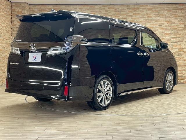 ヴェルファイア ２．５Ｚ　ゴールデンアイズ　メーカーナビ　後席フリップダウンモニター　ブラインドスポットモニター　サンルーフ　スマートキープッシュ　デジタルインナーミラー　ＣＤ、ＤＶＤ　両側電動スライド　レーダークルコン　セーフティセンス（78枚目）