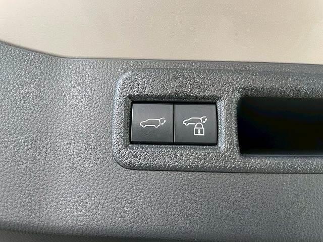 ハリアーハイブリッド Z サンルーフ 4WD BSM JBLサウンド 12.3型メーカーナビ 全周囲モニター 電動リアゲート 電動シート ドライブレコーダー ETC 追従クルーズコントロール レーンアシスト アップルカープレイ(12枚目)