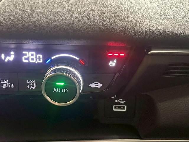 ヴェゼル ｅ：ＨＥＶ　Ｚ　Ｇａｔｈｅｒｓ９インチナビＴＶ　ホンダセンシング　ＥＴＣ　バックカメラ　ハーフレザー　シートヒーター　電動リアゲート　障害物センサー　ブラインドスポットモニター　レーンアシスト　追従クルコン　ＬＥＤ（10枚目）