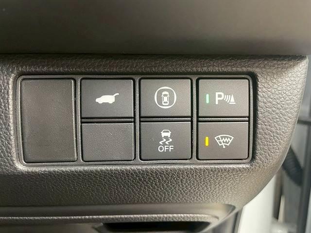 ヴェゼル ｅ：ＨＥＶ　Ｚ　Ｇａｔｈｅｒｓ９インチナビＴＶ　ホンダセンシング　ＥＴＣ　バックカメラ　ハーフレザー　シートヒーター　電動リアゲート　障害物センサー　ブラインドスポットモニター　レーンアシスト　追従クルコン　ＬＥＤ（11枚目）