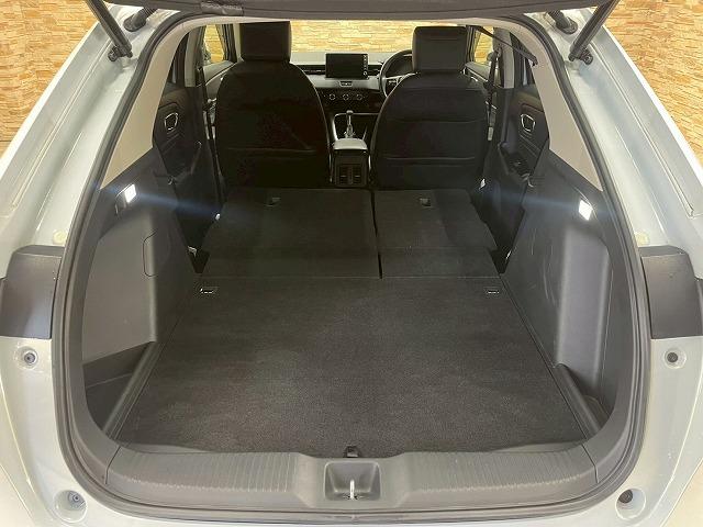 ヴェゼル ｅ：ＨＥＶ　Ｚ　Ｇａｔｈｅｒｓ９インチナビＴＶ　ホンダセンシング　ＥＴＣ　バックカメラ　ハーフレザー　シートヒーター　電動リアゲート　障害物センサー　ブラインドスポットモニター　レーンアシスト　追従クルコン　ＬＥＤ（70枚目）