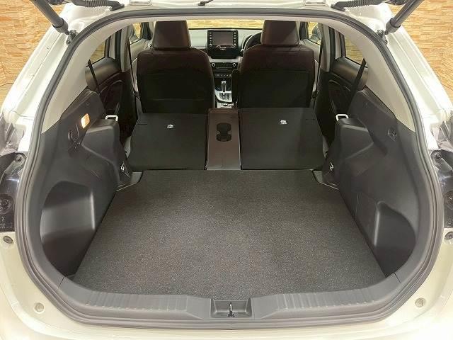 ヤリスクロス ハイブリッドＺ　４ＷＤ　モデリスタエアロ　メーカーナビ　フルセグＴＶ　全周囲モニター　ＢＳＭ　レーンアシスト　追従クルーズコントロール　電動リアゲート　パワーシート　シートヒーター　ＥＴＣ　ハーフレザーシート　ＬＥＤ（11枚目）