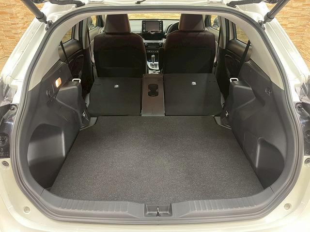 ヤリスクロス ハイブリッドＺ　４ＷＤ　モデリスタエアロ　メーカーナビ　フルセグＴＶ　全周囲モニター　ＢＳＭ　レーンアシスト　追従クルーズコントロール　電動リアゲート　パワーシート　シートヒーター　ＥＴＣ　ハーフレザーシート　ＬＥＤ（56枚目）