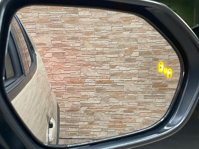 ヤリスクロス ハイブリッドＧ　純正ナビＴＶ　全周囲　追従クルコン　ＥＴＣ　ブラインドスポットモニター　ドライブレコーダー　ＵＳＢポート　オートマチックハイビーム　ステアリングリモコン　純正１６インチアルミ　ＬＥＤヘッドライト（8枚目）